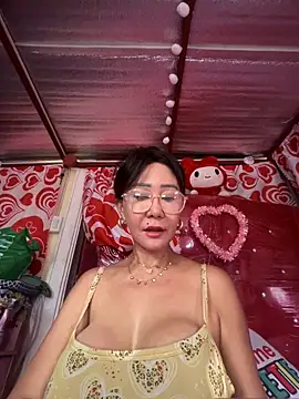 Snapshot of sweetieme chatting on 02.24.26 sweetieme online show from 02.24.26