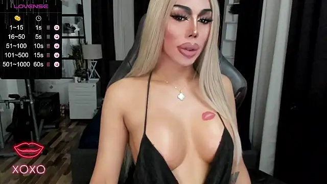 Forever MissCandace online show from 01.07.25