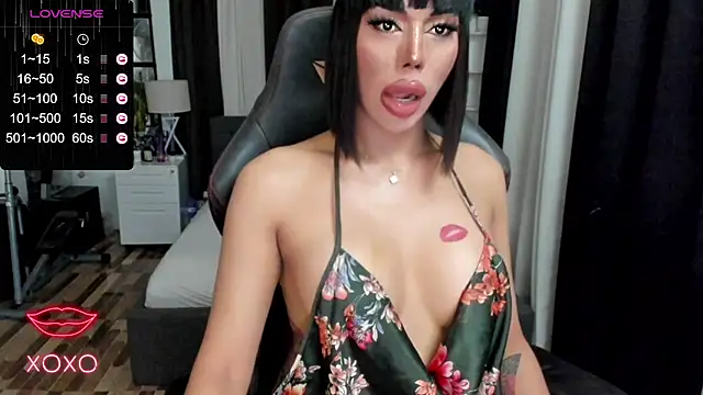 Forever MissCandace online show from 02.04.25