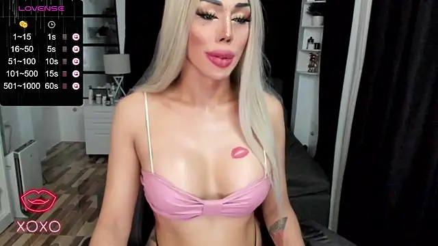 Forever MissCandace online show from 09.27.25