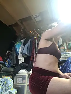 Snapshot of sissyvee chatting on 05.30.26 sissyvee online show from 05.30.26