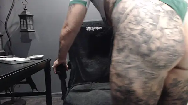 poisonivyx online show from 02.20.26