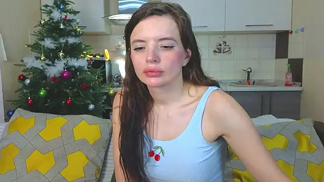 Snapshot of Naughty_Alice chatting on 01.14.25 Naughty Alice online show from 01.14.25