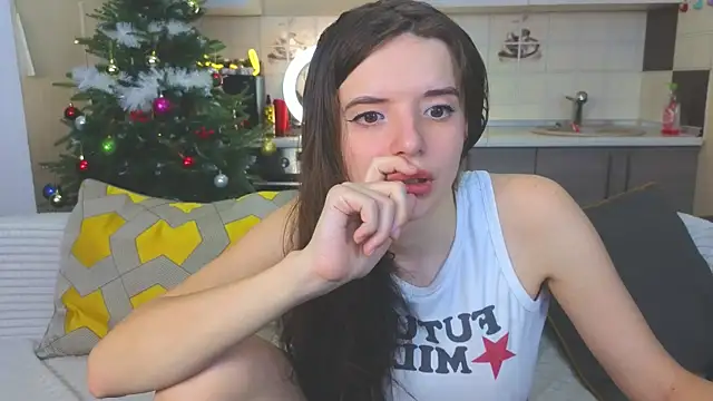 Snapshot of Naughty_Alice chatting on 01.16.25 Naughty Alice online show from 01.16.25
