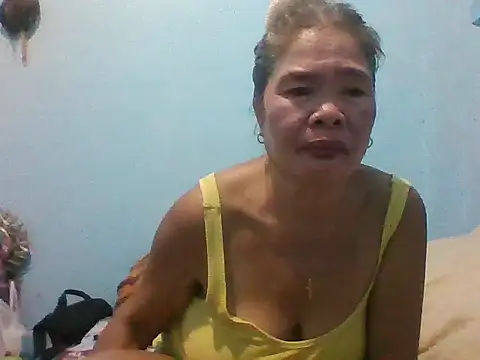 Snapshot of sexylizzy4u chatting on 06.18.26 sexylizzy4u online show from 06.18.26