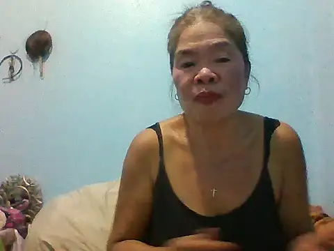 Snapshot of sexylizzy4u chatting on 06.19.26 sexylizzy4u online show from 06.19.26