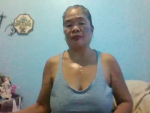 Snapshot of sexylizzy4u chatting on 07.14.26 sexylizzy4u online show from 07.14.26