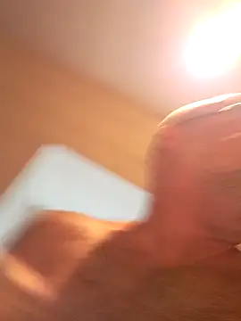 Snapshot of AnnakondaHF chatting on 09.18.25 AnnakondaHF online show from 09.18.25