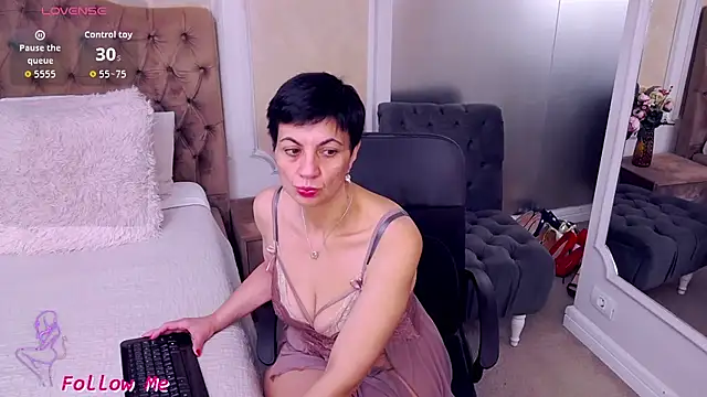 Snapshot of BustyPenellope chatting on 03.19.26 BustyPenellope online show from 03.19.26