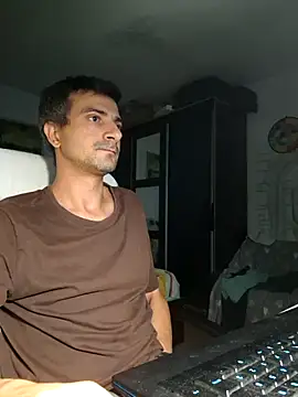 Snapshot of Cipribuddy chatting on 09.17.25 Cipribuddy online show from 09.17.25