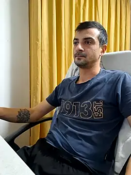 Snapshot of Cipribuddy chatting on 10.19.25 Cipribuddy online show from 10.19.25