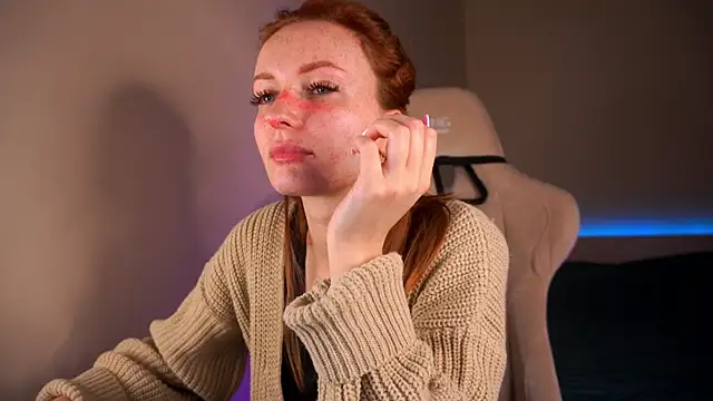 Snapshot of Liuba_Fox chatting on 03.13.25 Liuba Fox online show from 03.13.25