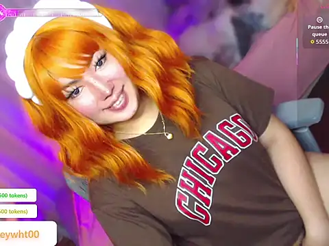 Snapshot of HOTnWILDalice chatting on 06.17.26 HOTnWILDalice online show from 06.17.26
