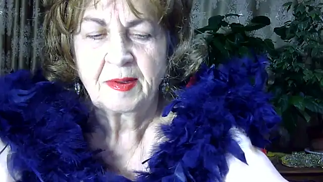 Emma52610 online show from 02.13.26