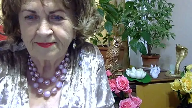 Emma52610 online show from 04.24.26