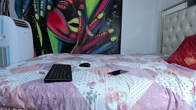 luna sexxy online show from 11.27.25