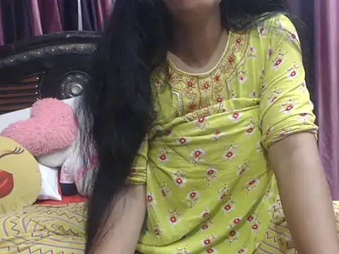 Snapshot of prettyindiandoll chatting on 07.17.26 prettyindiandoll online show from 07.17.26