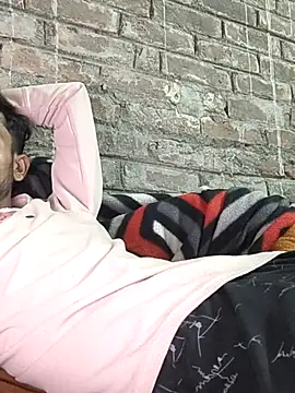 Snapshot of ThethunderPo chatting on 02.19.25 ThethunderPo online show from 02.19.25
