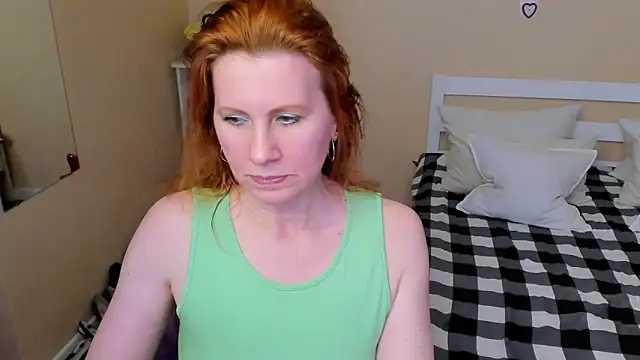 FoxySophia online show from 11.16.25