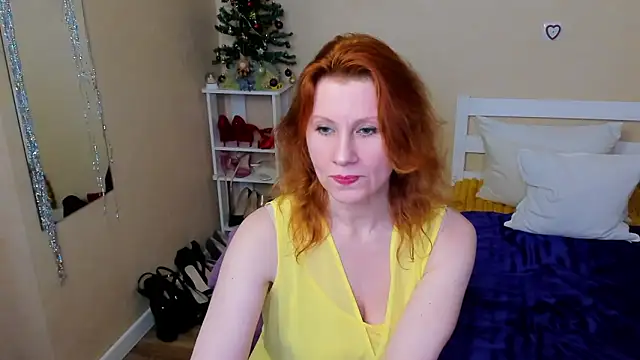 FoxySophia online show from 12.20.25