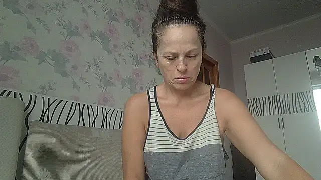 LindaStarS online show from 11.17.25