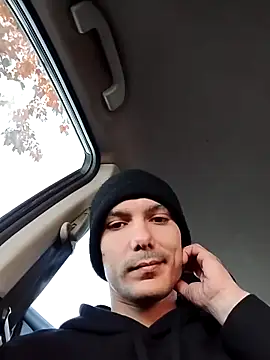 Snapshot of Selfsuckingfreak chatting on 11.09.25 Selfsuckingfreak online show from 11.09.25