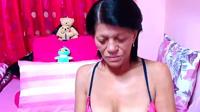 SLUTTYROXY online show from 11.04.25