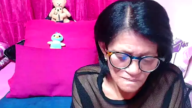 SLUTTYROXY online show from 11.27.25