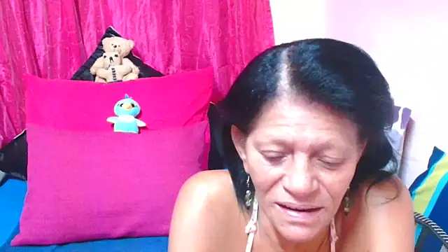 SLUTTYROXY online show from 12.17.25