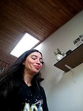 loveuu-bae online show from 02.23.25