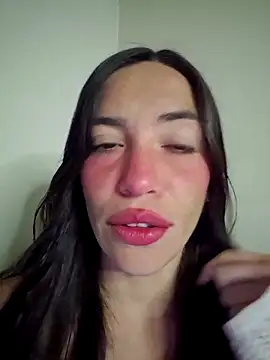 loveuu-bae online show from 11.26.25