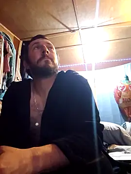 Snapshot of UncutHammer69 chatting on 02.19.26 UncutHammer69 online show from 02.19.26