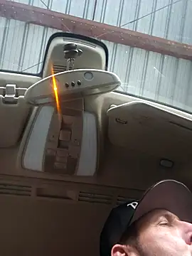 Snapshot of UncutHammer69 chatting on 03.24.26 UncutHammer69 online show from 03.24.26