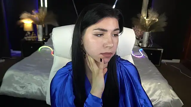 EmilyCandyy online show from 11.14.25