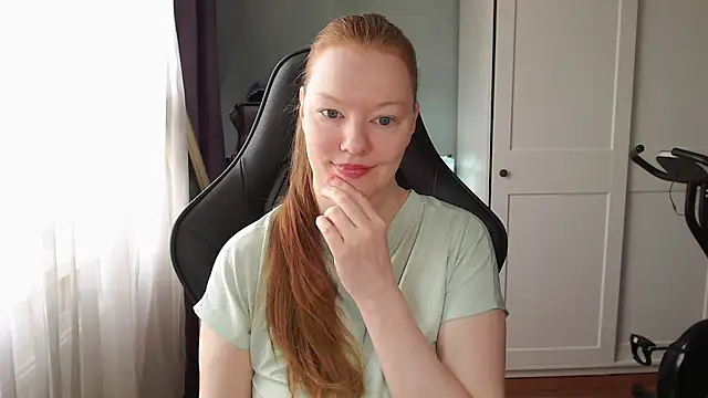 Snapshot of Lady_Inari chatting on 05.04.26 Lady Inari online show from 05.04.26