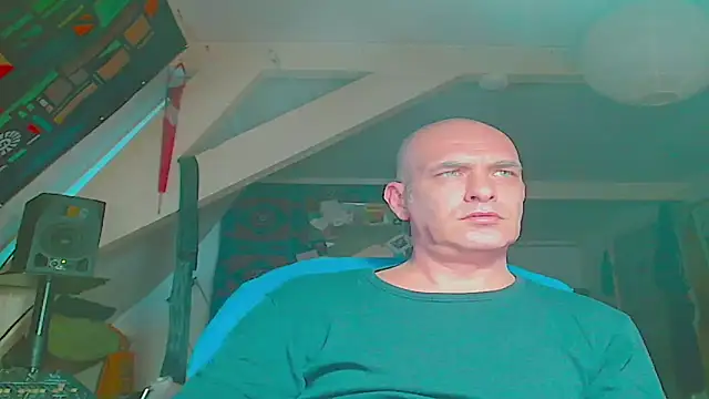 maxhard77 online show from 05.16.26