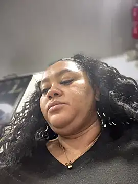 yanza2002 online show from 02.04.25