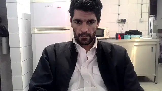 Snapshot of abonado22cm chatting on 02.18.25 abonado22cm online show from 02.18.25