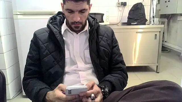 Snapshot of abonado22cm chatting on 03.07.25 abonado22cm online show from 03.07.25