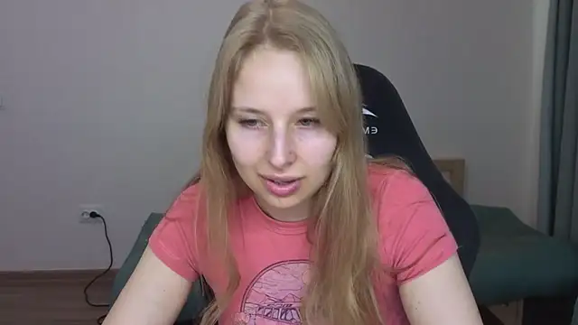 Snapshot of Jessy_Ginger chatting on 06.30.26 Jessy Ginger online show from 06.30.26