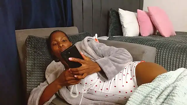 SoftRosee online show from 11.07.25