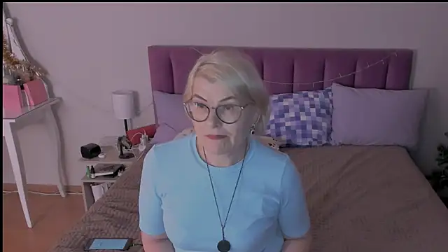 sabrinamacmarren online show from 01.15.25
