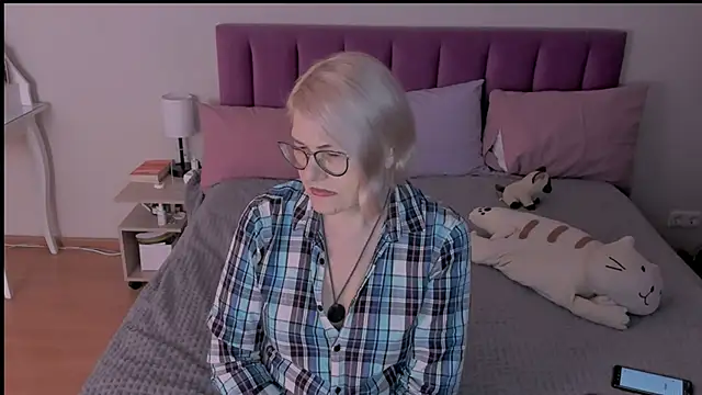 sabrinamacmarren online show from 03.22.25