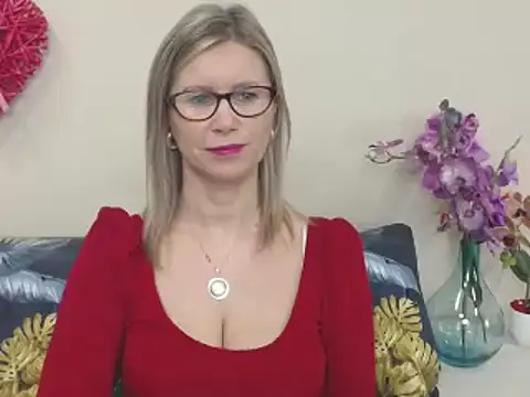 Snapshot of DoreenSexy chatting on 01.31.25 DoreenSexy online show from 01.31.25