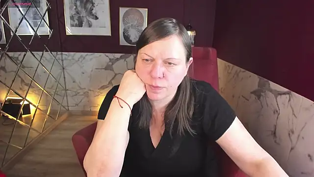 KellyPerfection online show from 04.11.26