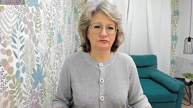 EvelynJoyful online show from 12.02.24