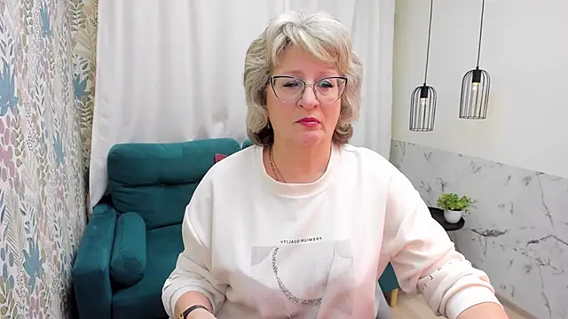 EvelynJoyful online show from 03.19.26