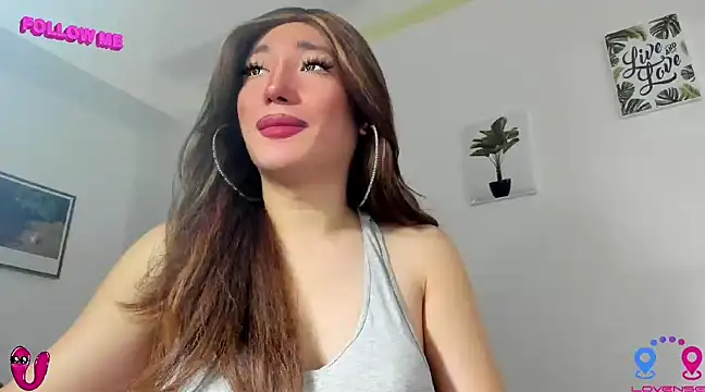 Snapshot of hottycrishina chatting on 01.18.25 hottycrishina online show from 01.18.25