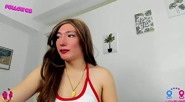 Snapshot of hottycrishina chatting on 03.19.25 hottycrishina online show from 03.19.25