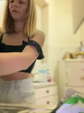 AnastasiaAniess online show from 03.10.25